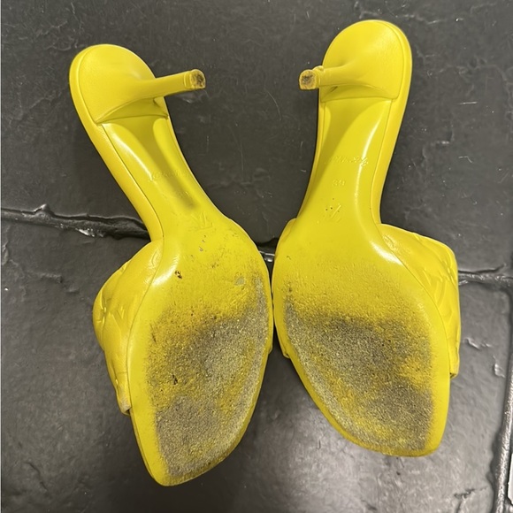 Louis Vuitton Monogram Embossed Heels - Picture 4 of 10